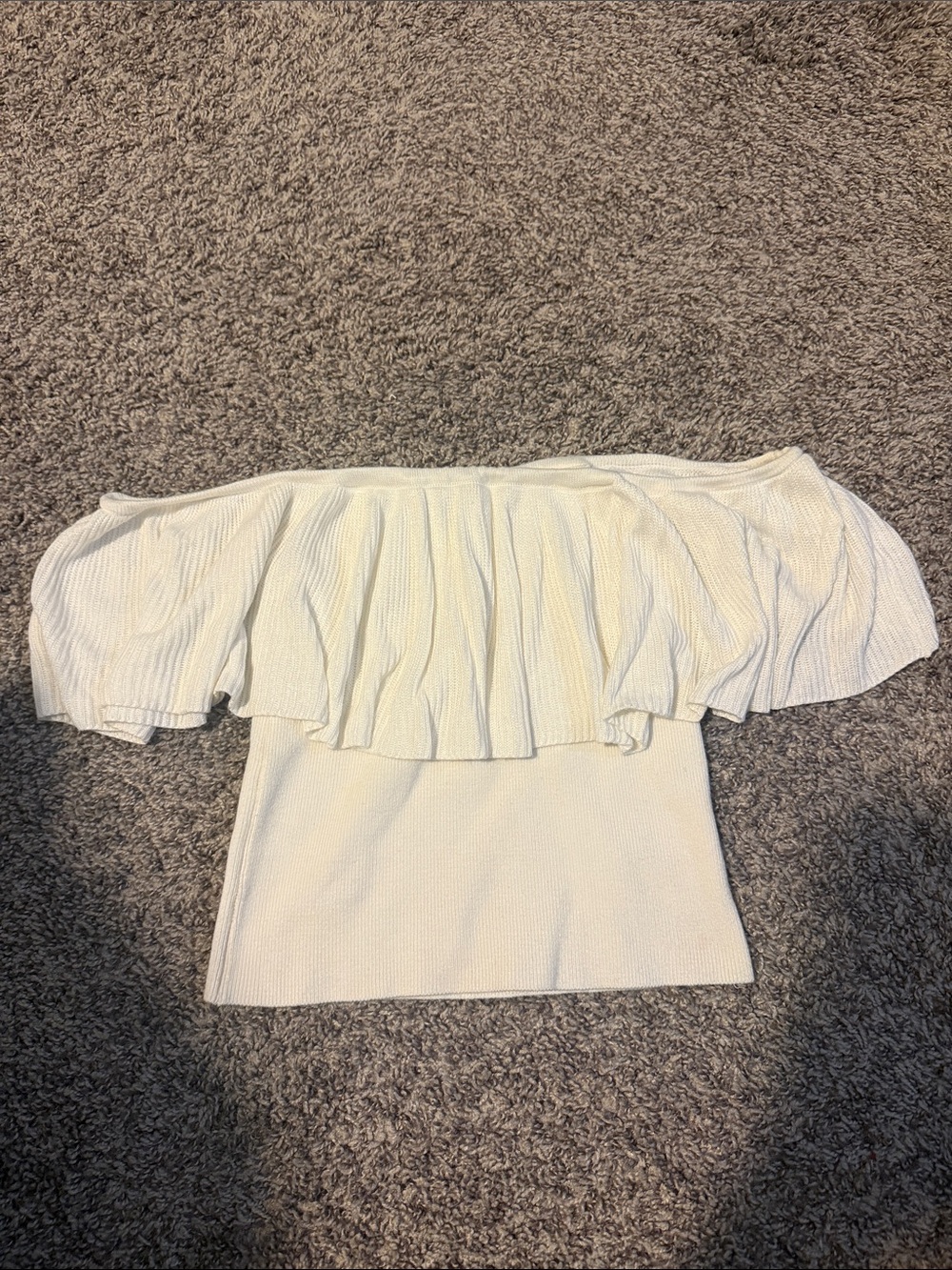 Forever 21 Off-Shoulder Ruffle Top in Cream